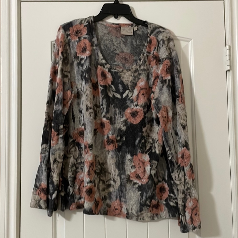 Dantelle Floral Sweater